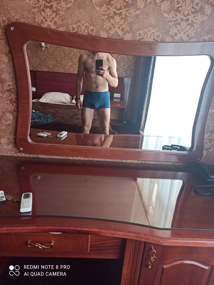  26943370  Sergei, 34 ,    