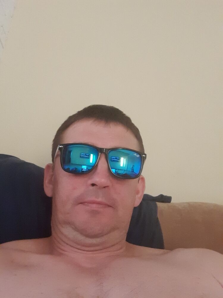  35226190  , 42 ,    