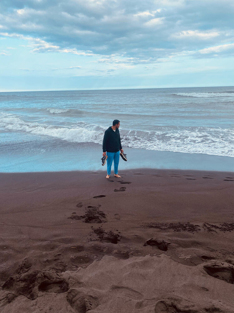  53297090  Fazlik, 24 ,    -