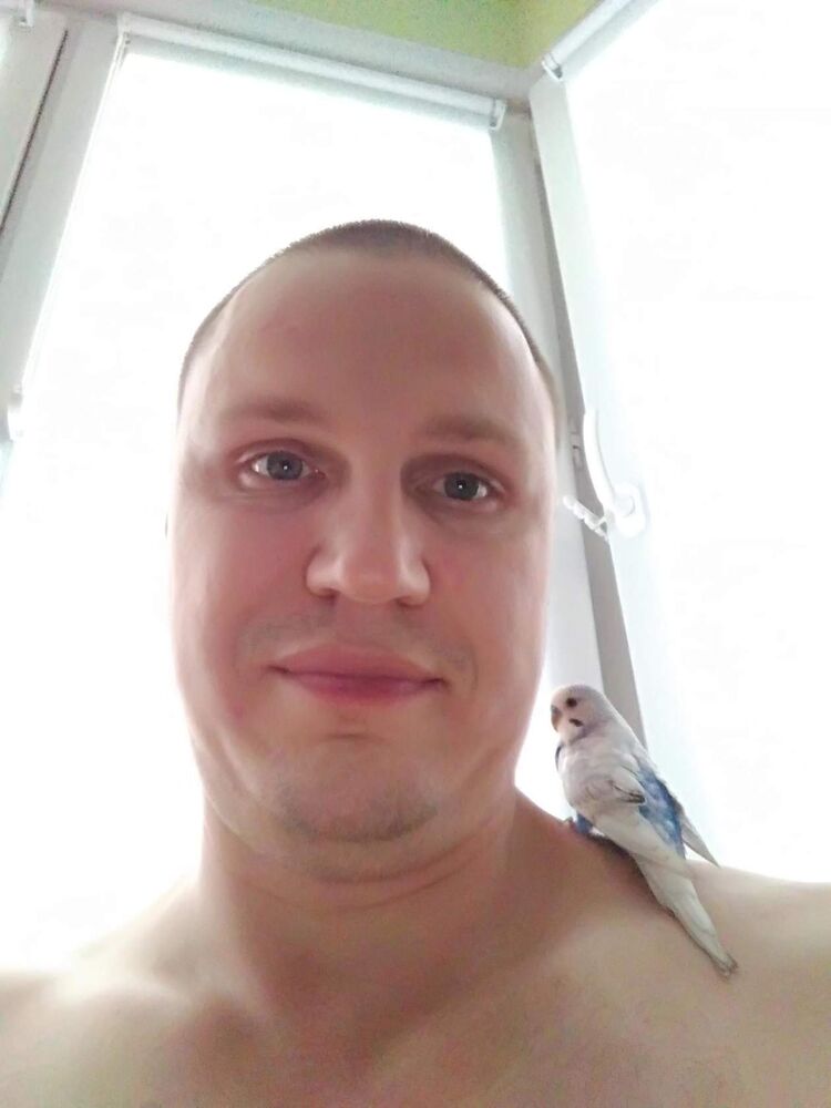  30081570  , 44 ,    