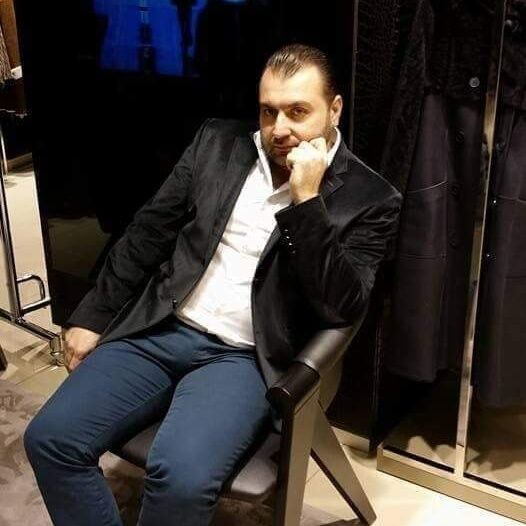 23656510  Ren, 46 ,    
