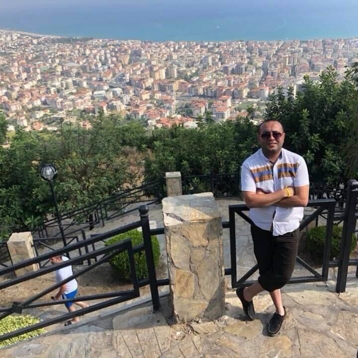  44865630  Hikmat, 37 ,    