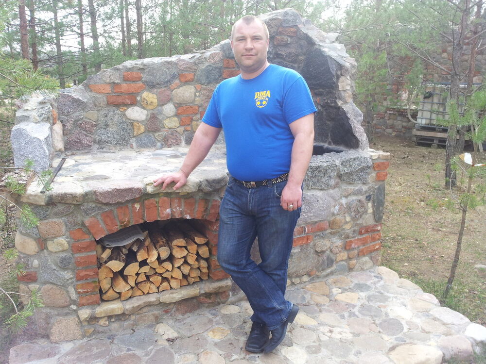  6793430  RUSLAN, 46 ,    