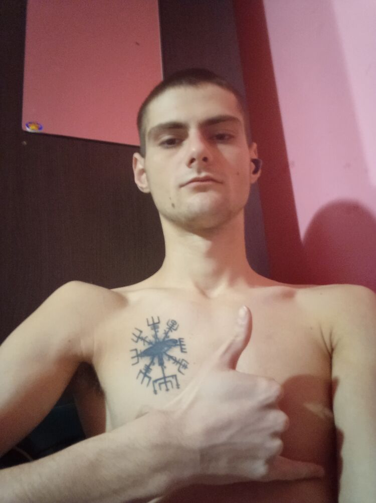  24819920  , 22 ,    