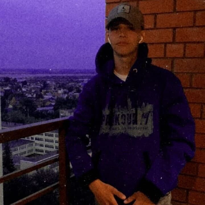  49882500  , 22 ,    