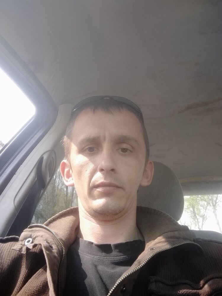  19642940  Anthony, 38 ,    