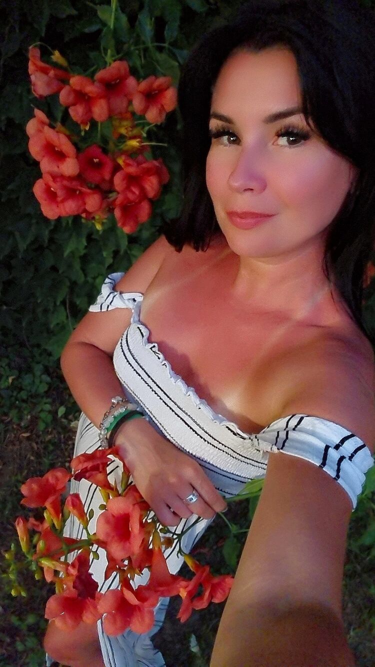  54037590  Katerina, 41 ,    