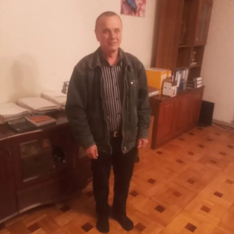  47763340  , 52 ,    
