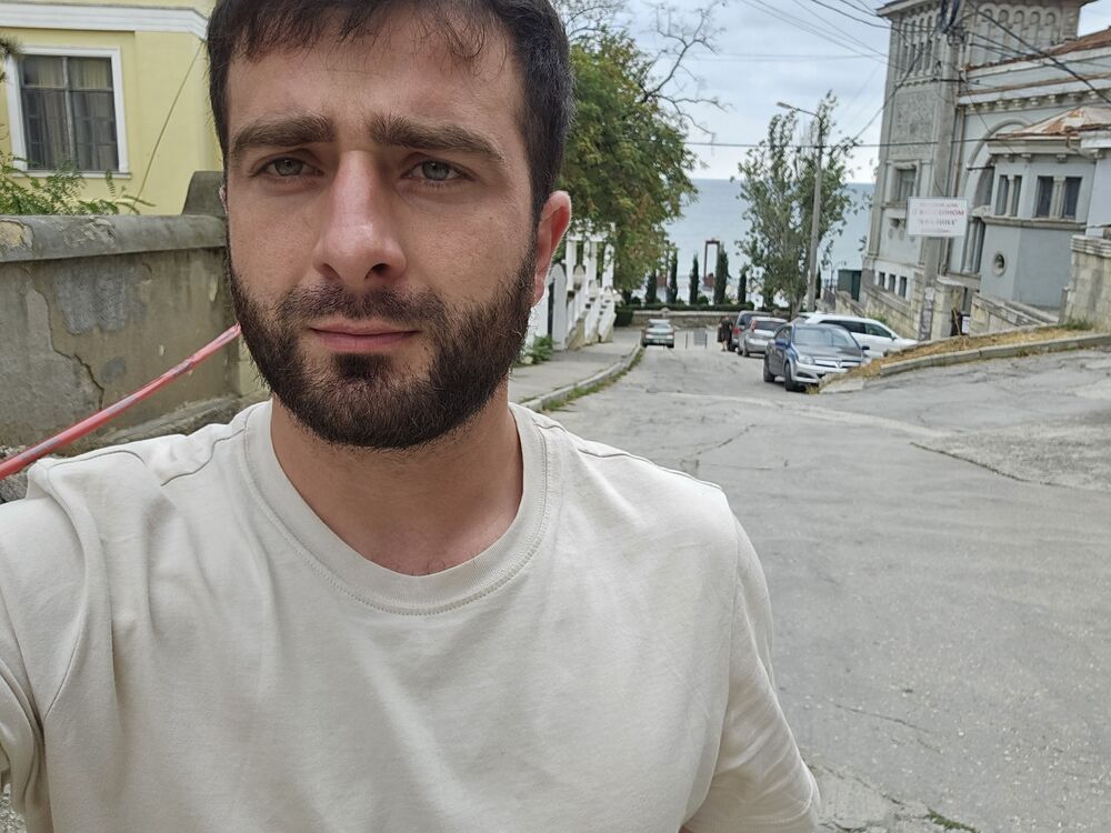  ,   Ayvaz, 52 ,  