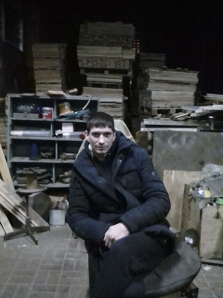  8741850  ALEKSANDR, 37 ,     