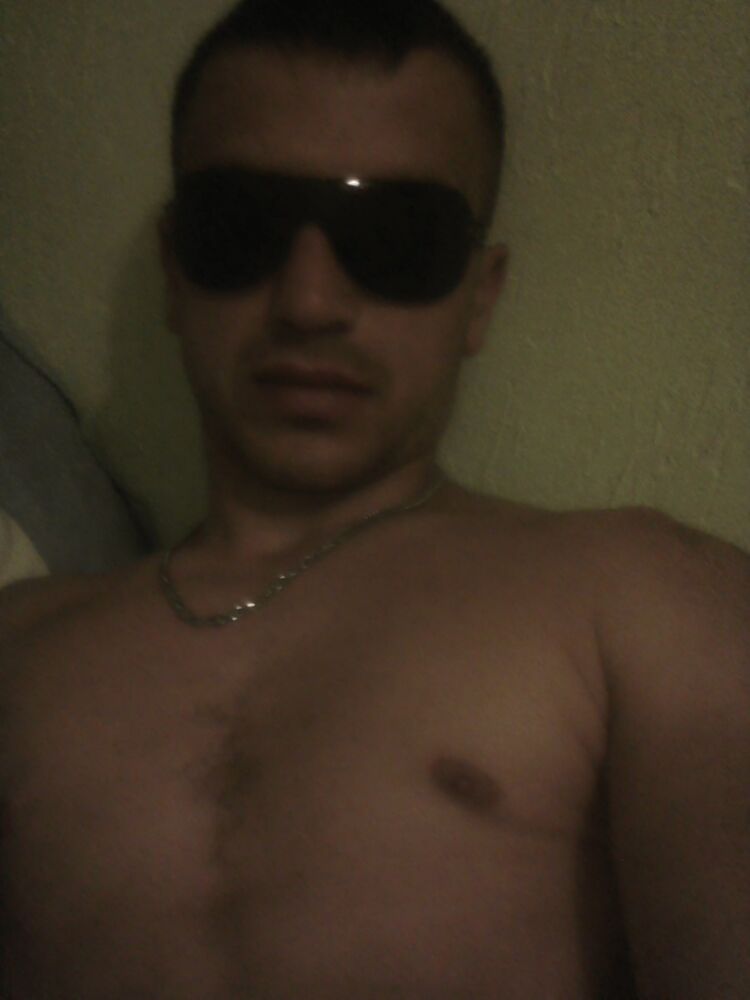  7483580  VLADIMIR, 33 ,    