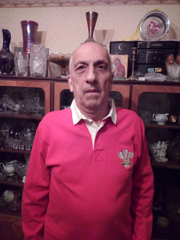  21725880  , 62 ,    