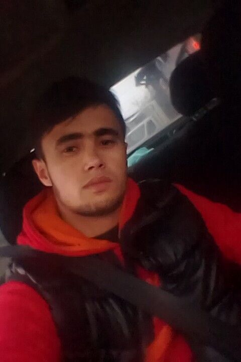  33660890  Sadriddin, 31 ,    