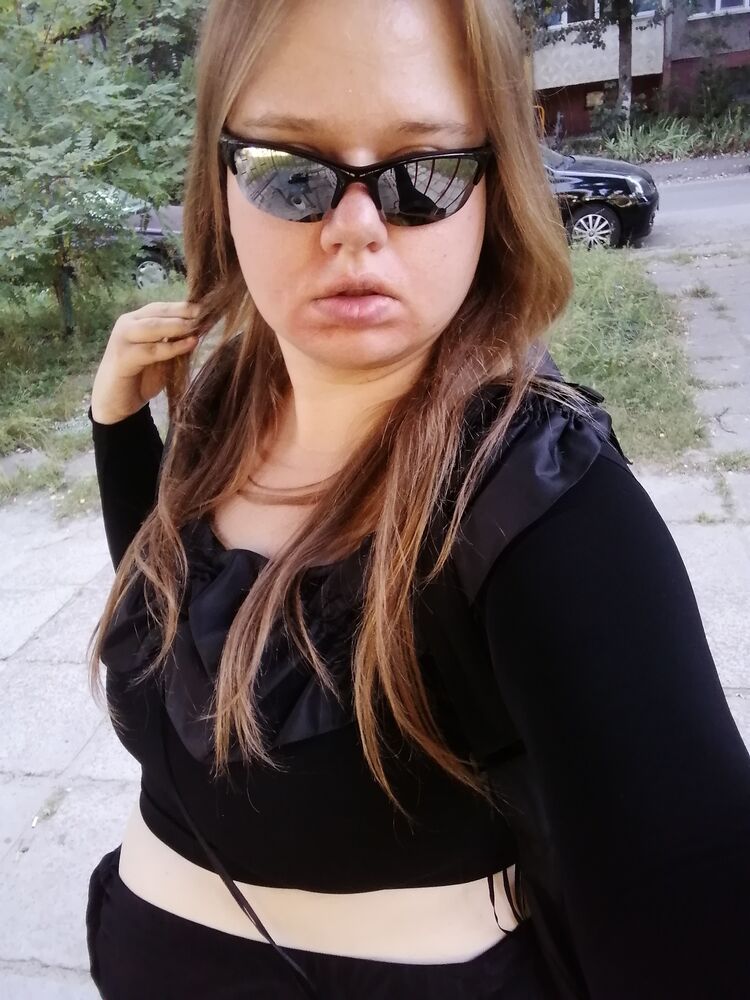  53373700  , 34 ,    