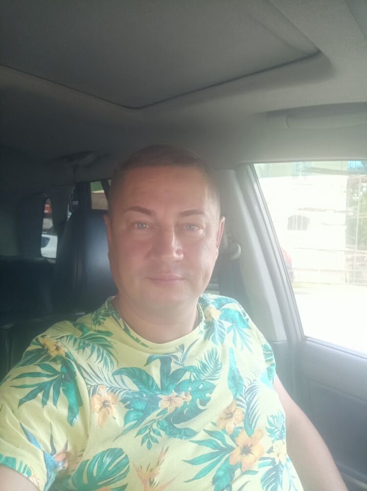  ,   Andru, 43 ,   ,   