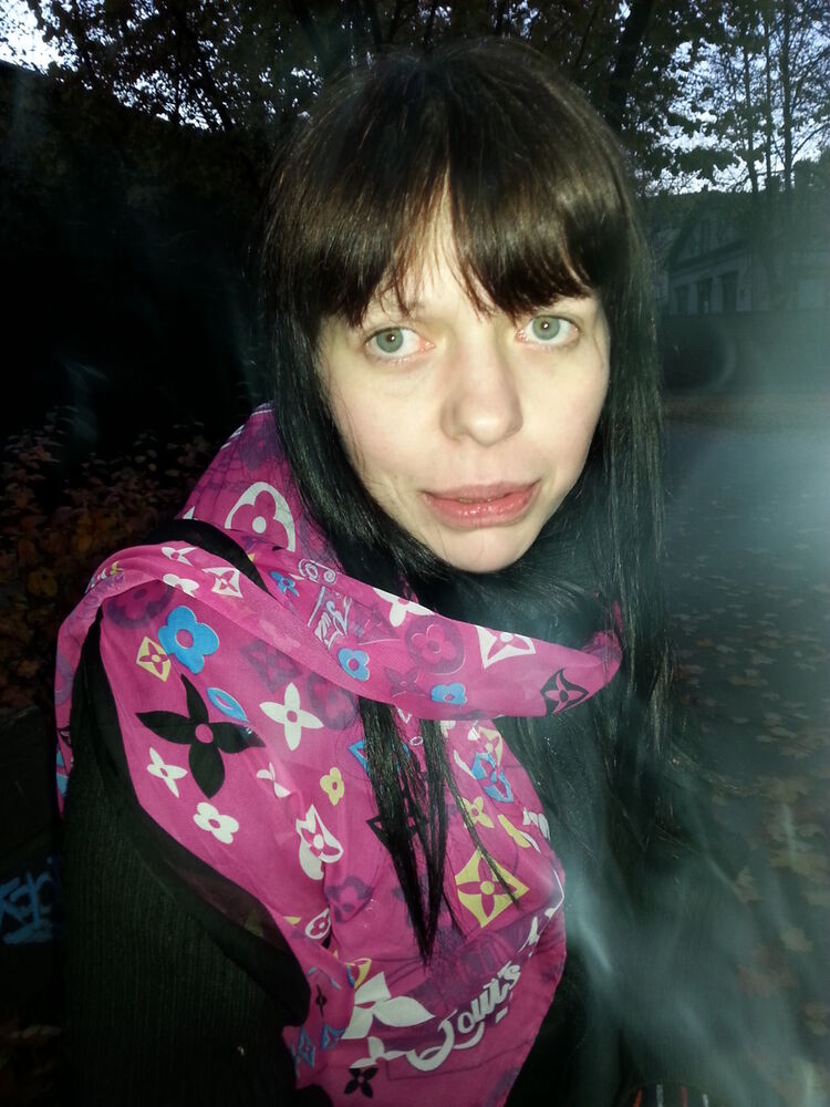  6492780  Nadja, 42 ,    