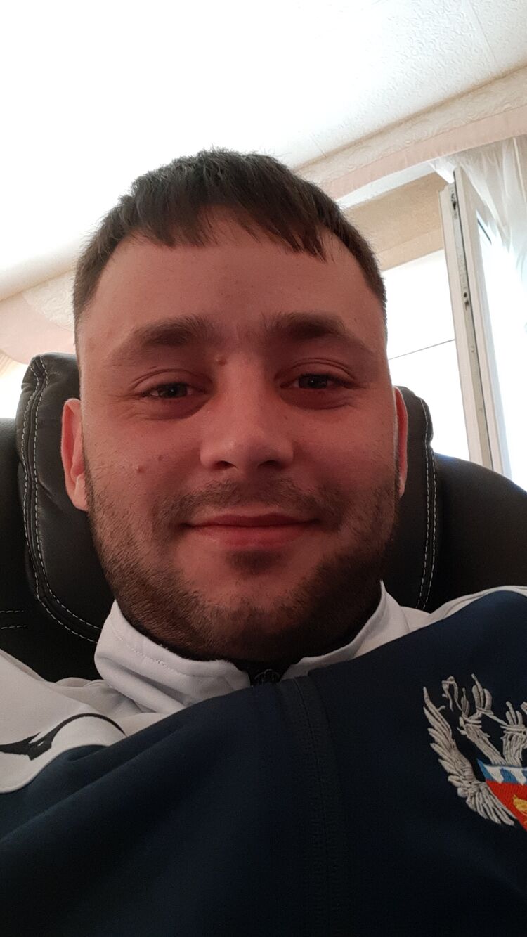  28792870  , 37 ,    -