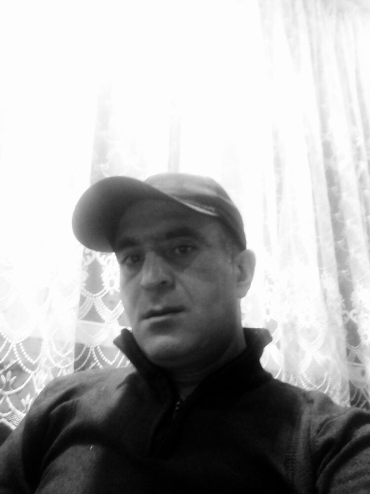  ,   Tigran, 40 ,   ,   