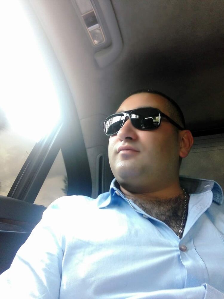  10545950  Sany, 37 ,    