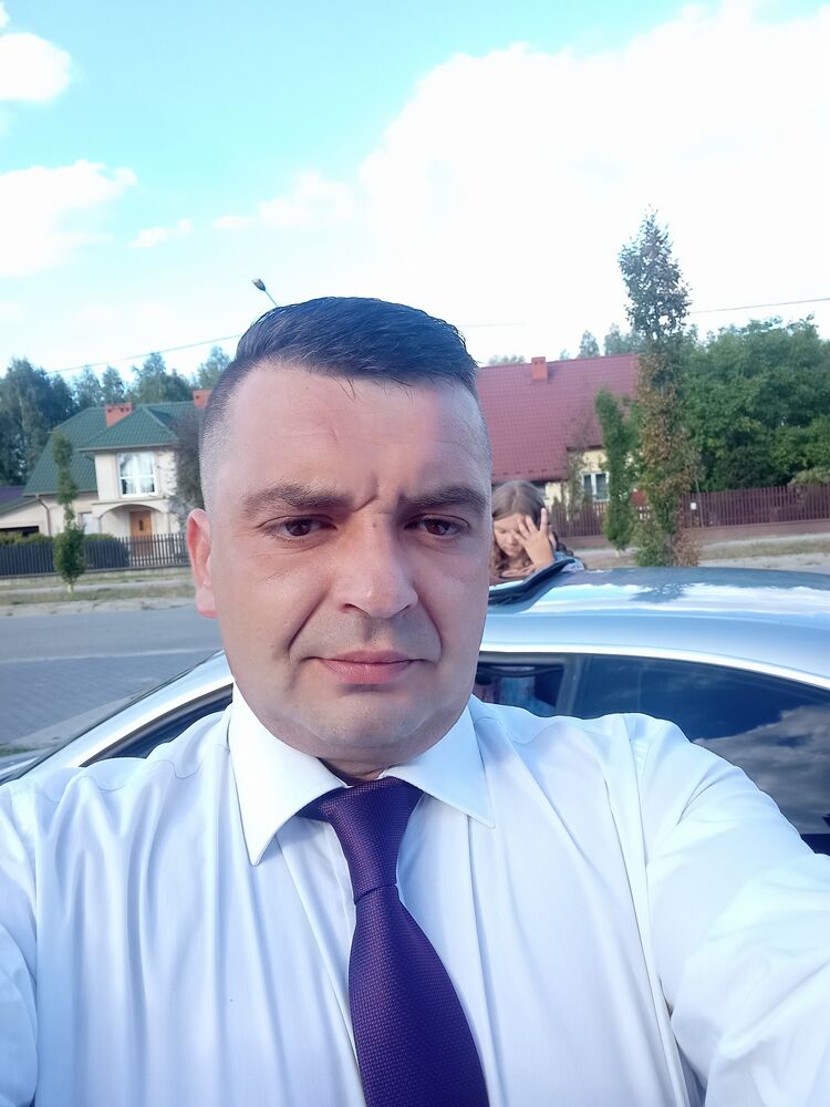  Ostrow Mazowiecka,   Mariusz, 39 ,   ,   