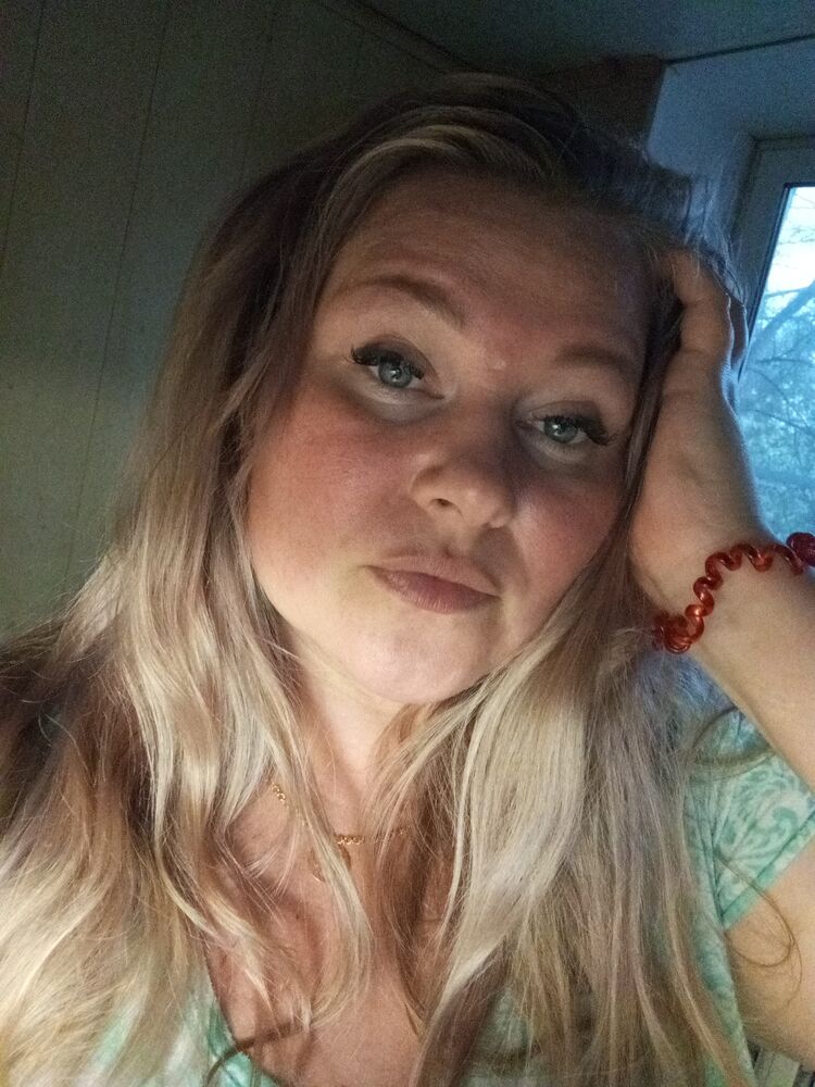  43817710  , 40 ,    