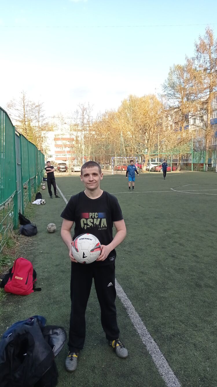  35089010  Stanislav, 35 ,    