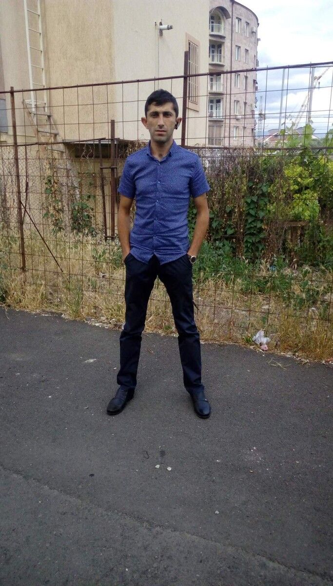  ,   Sargis, 36 ,   ,   , c 
