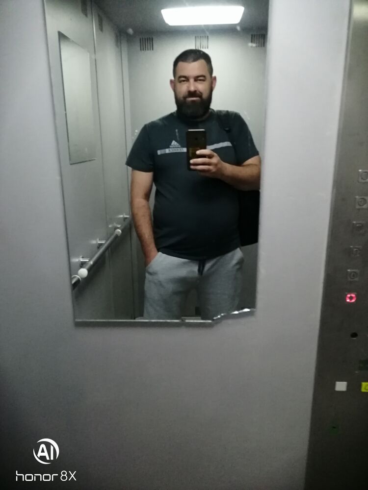  24339780  , 44 ,    