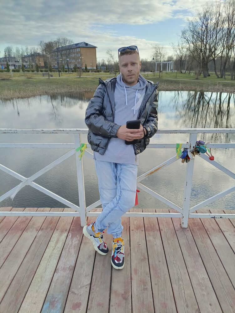  47096310  , 36 ,    