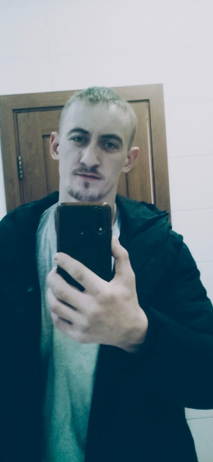 ,   Alexander, 32 ,   ,   