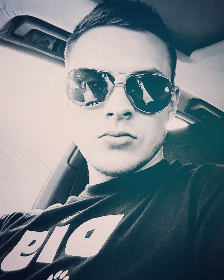 ���� 16727850 ������� ����, 32 ����, ���� ���������� � ������