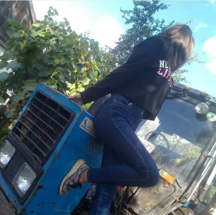  ,   Valentinka, 22 ,   c 