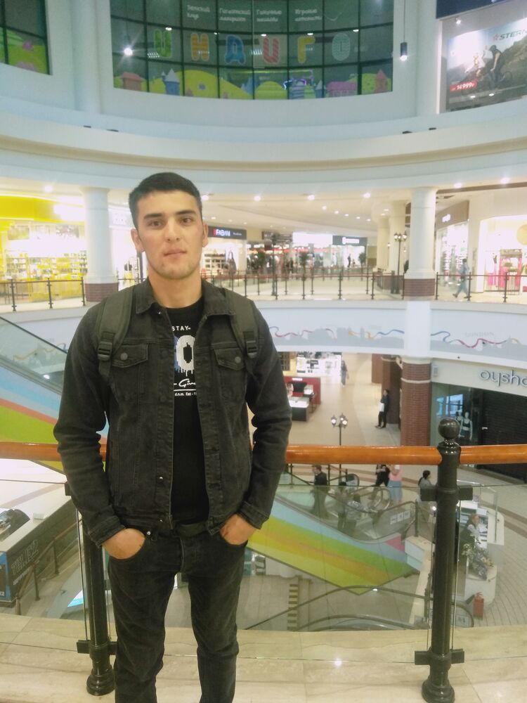  27658080  Islombek, 24 ,    