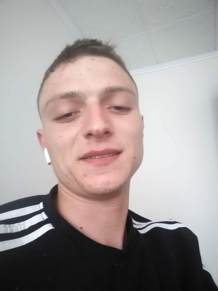  ,   Andrzej, 27 ,   ,   , c , 