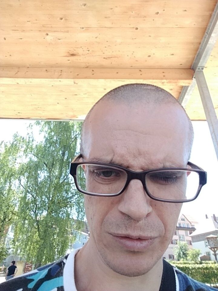  28587990  , 41 ,    