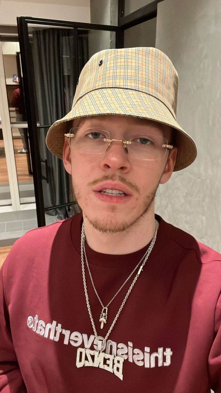 ���� 25367270 ����� ��������, 22 ����, ���� ���������� � ����������