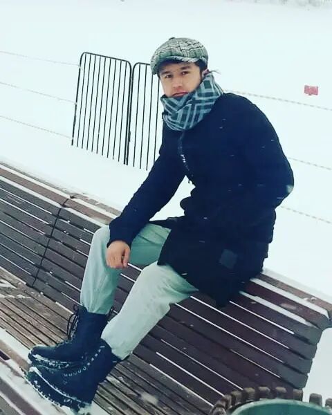  33603770  Temur, 25 ,    