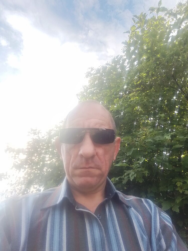  48332720  , 46 ,    