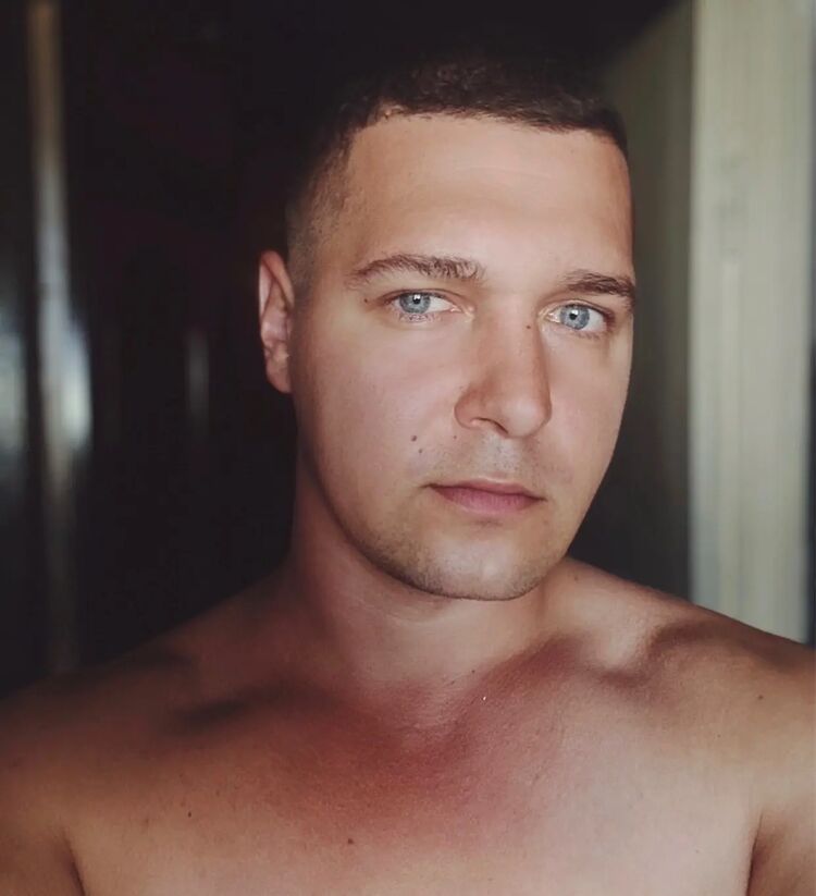 ���� 43739040 ������� ����, 32 ����, ���� ���������� � ����������