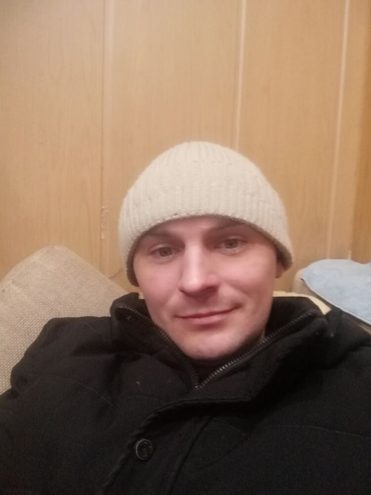  33075940  , 37 ,    