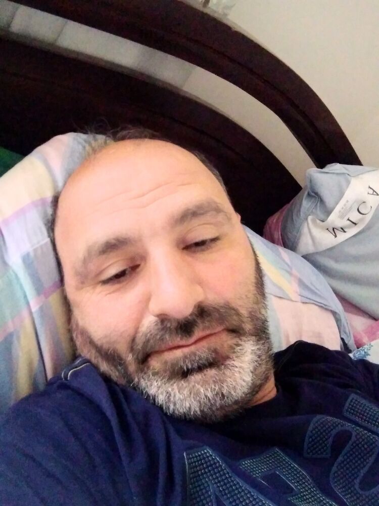  39021200  Arman, 47 ,    