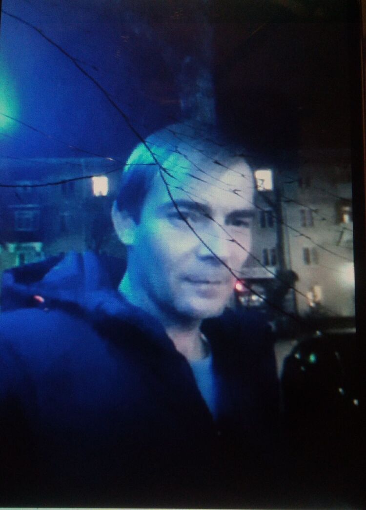  ,   Aleksandr, 44 ,   ,   , c , 