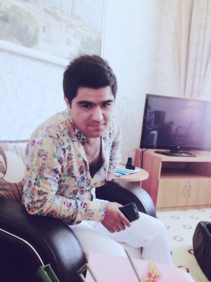  ,   Farruh, 33 ,   