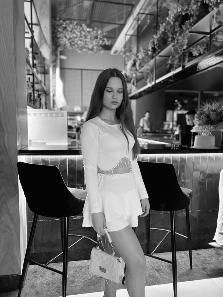  50354950  Pavlinaa, 19 ,    -