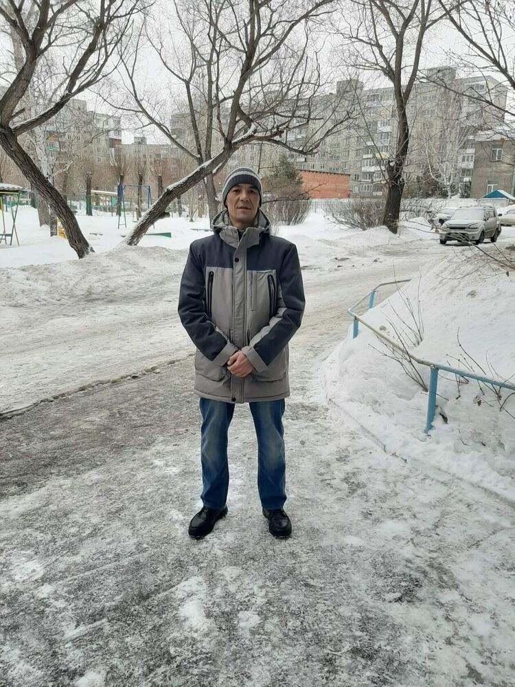  21670230  , 54 ,    
