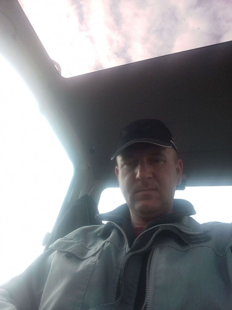  ,   Jozsef, 43 ,   ,   