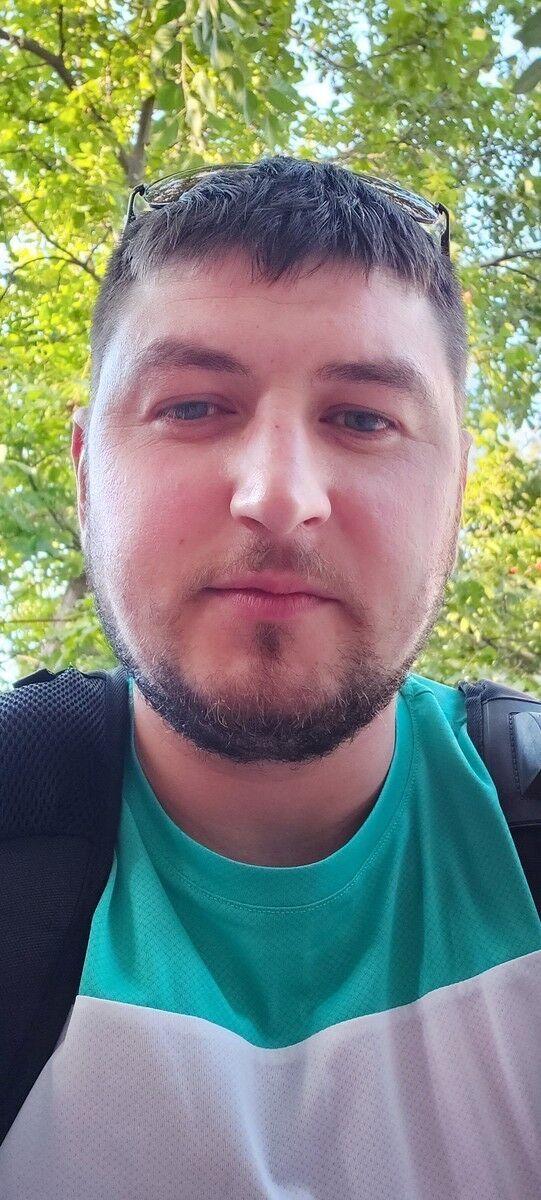  ,   Sergiu, 35 ,  