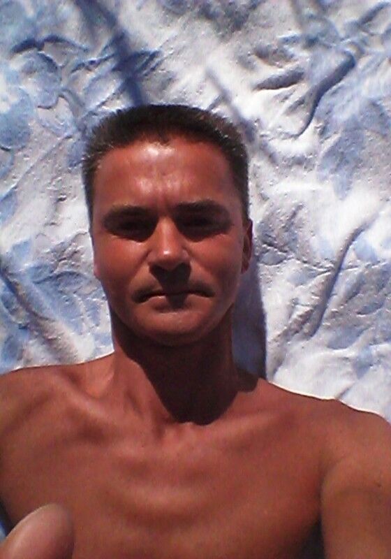  7019360  Vaidas, 40 ,    