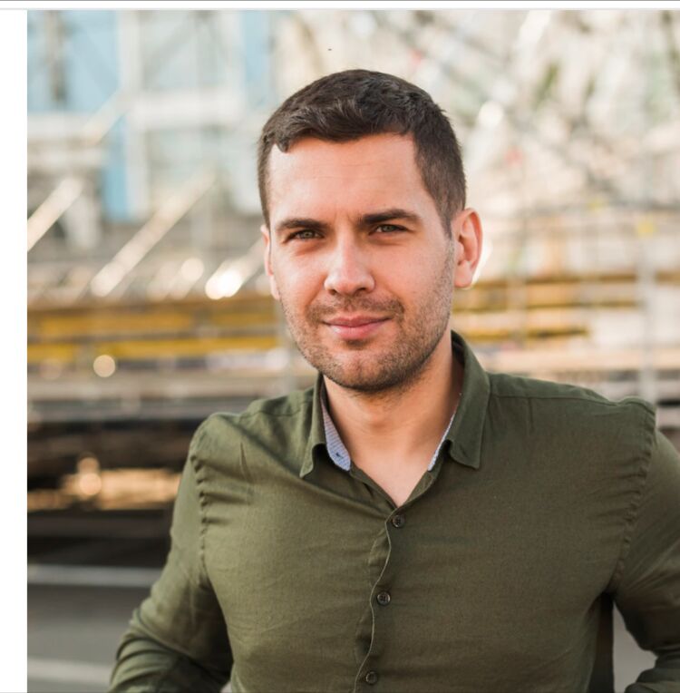 ���� 37737370 ������� ������, 36 ���, ���� ���������� � ���������