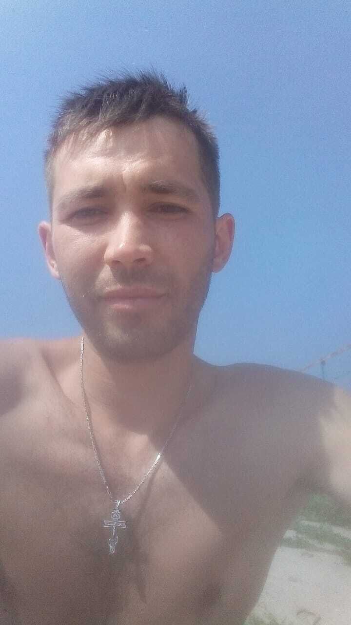  24942860  , 35 ,    